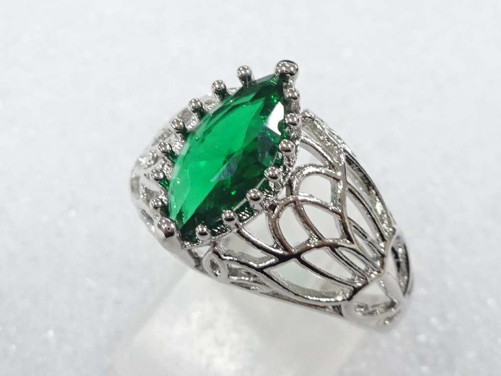 Japanese Kimono / Antique Accessories Metal